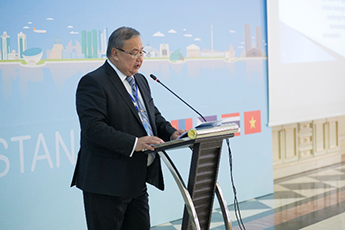 Prof Batyrbekov, DG of the NNC