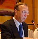 Dr. Ron CAMERON
オーストラリア原子力科学技術機構（ANSTO）理事長代理