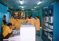 ダラト原子力研究所の研究炉の視察
